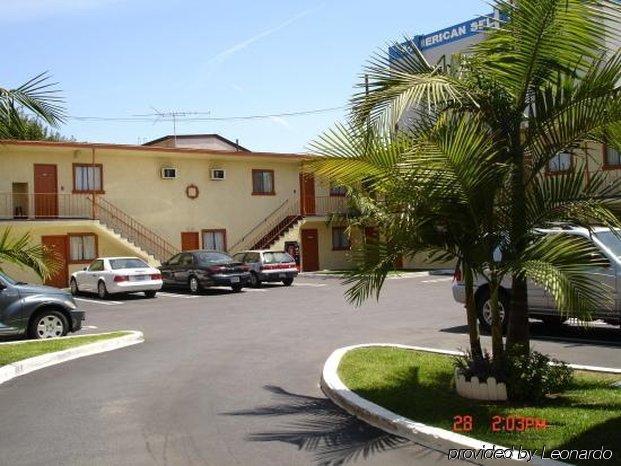 Hotel Paradise And Los Angeles